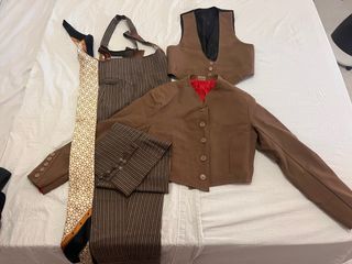 Traje corto mujer - Chaqueta, chaleco y pantalón