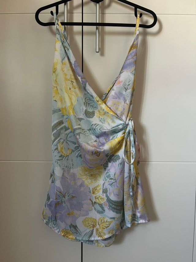 Vestido corto estampado floral