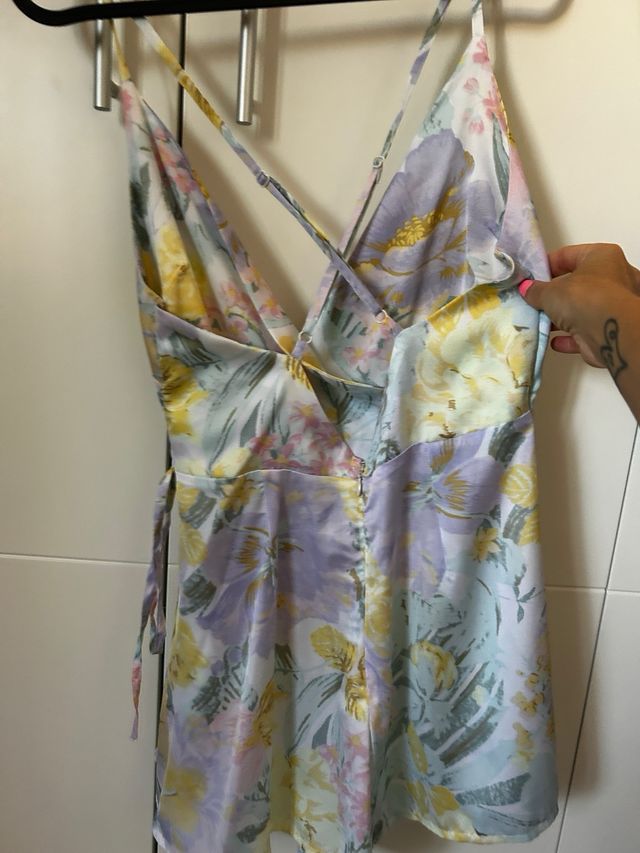 Vestido corto estampado floral