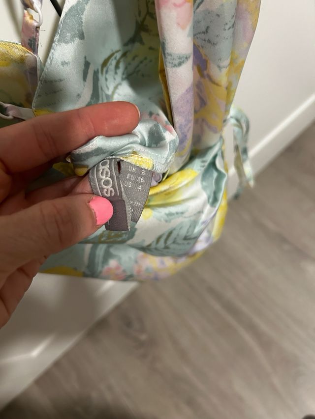 Vestido corto estampado floral