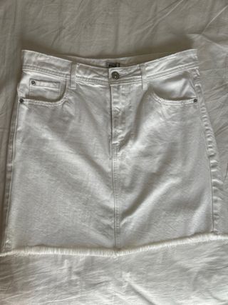 GAS RAW Faldas y pantalon corto Vaquero