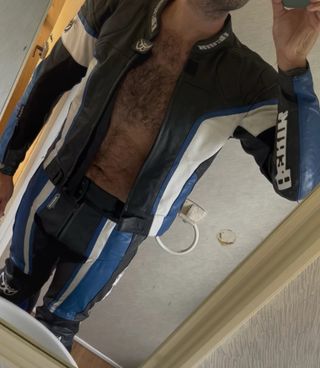 Mono moto cuero Berik