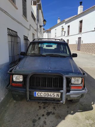 Jeep Cherokee 2.1 TD