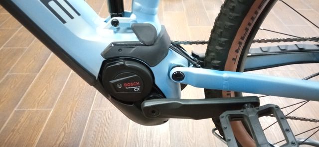 Cube Stereo Hybrid 120