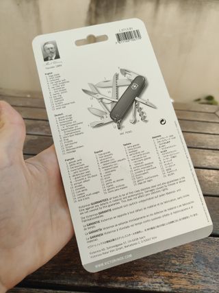 VICTORINOX HUNTSMAN (BLISTER).