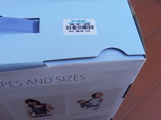 Mochila portabebé marca BABYBJÖRN.