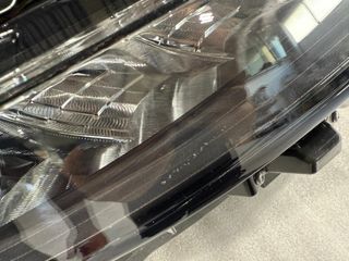 Faro Nissan Qashqai 12 LED hcr01102a00rl