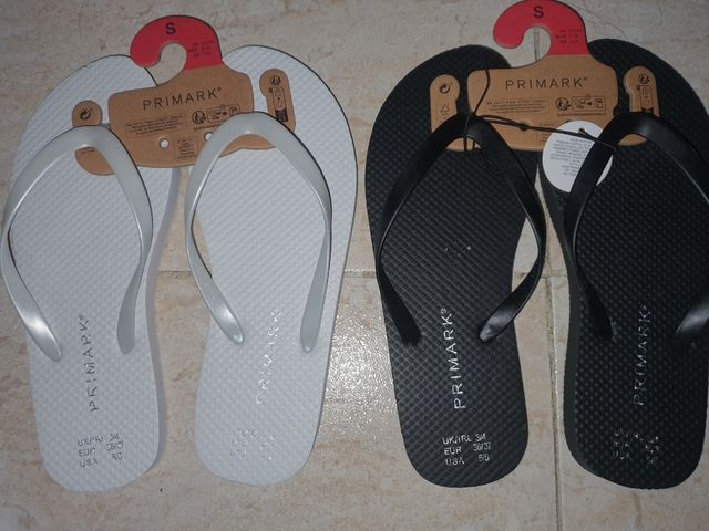 Chanclas Primark mujer - blancas y negras - talla