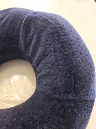Cuscino viaggio collo blu - velluto