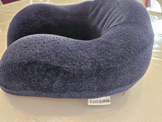 Cuscino viaggio collo blu - velluto