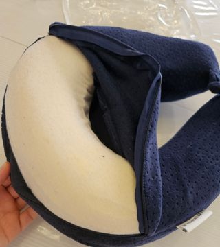 Cuscino viaggio collo blu - velluto