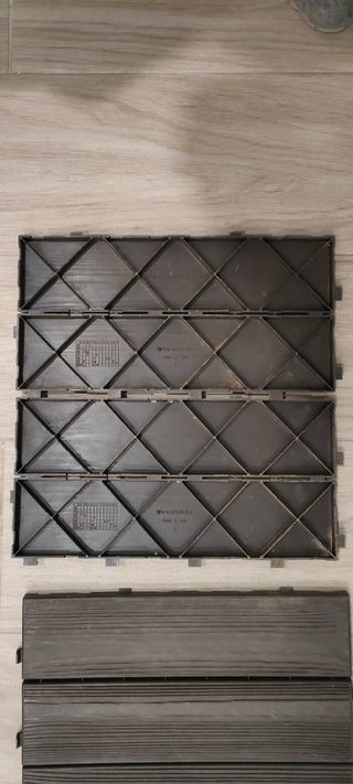 14 Baldosas Resina Marrón 18,6x37,7cm