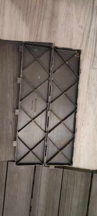 14 Baldosas Resina Marrón 18,6x37,7cm