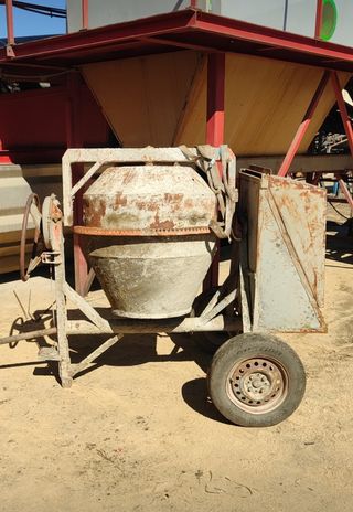 Hormigonera diesel, motor diter