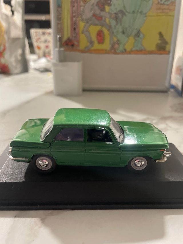 BMW 2000,escala 1/43