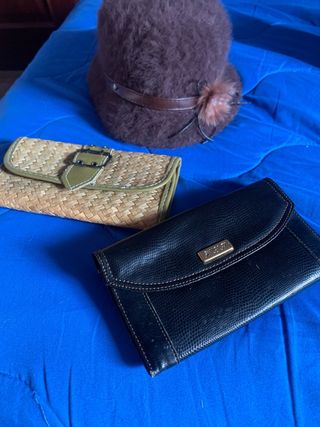 Gorro y carteras - Marrón y Negro