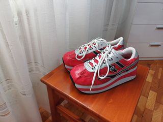 Zapatillas Skechers rojas talla 38