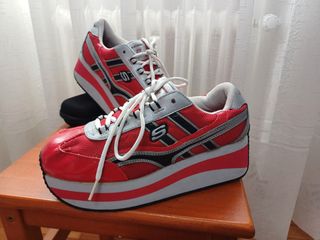 Zapatillas Skechers rojas talla 38