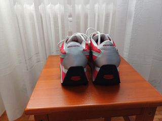 Zapatillas Skechers rojas talla 38