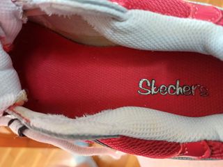 Zapatillas Skechers rojas talla 38