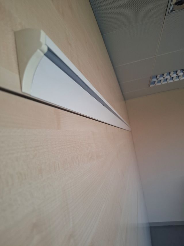 3 Pizarras escolares con sistema corredero.