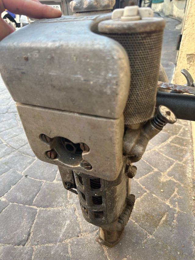 Taladro percutor Atlas Copco BBM 45L