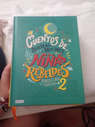 Cuentos de buenas noches para niñas rebeldes 2