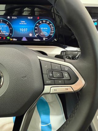 Volkswagen Golf 2022