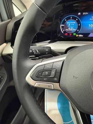 Volkswagen Golf 2022