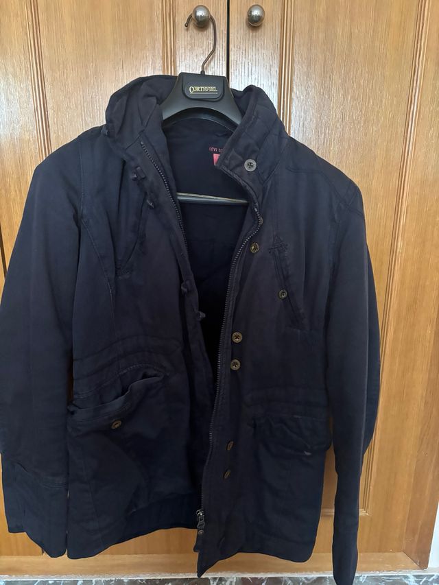 Abrigo Levi's (Levi Strauss & Co.) azul marino