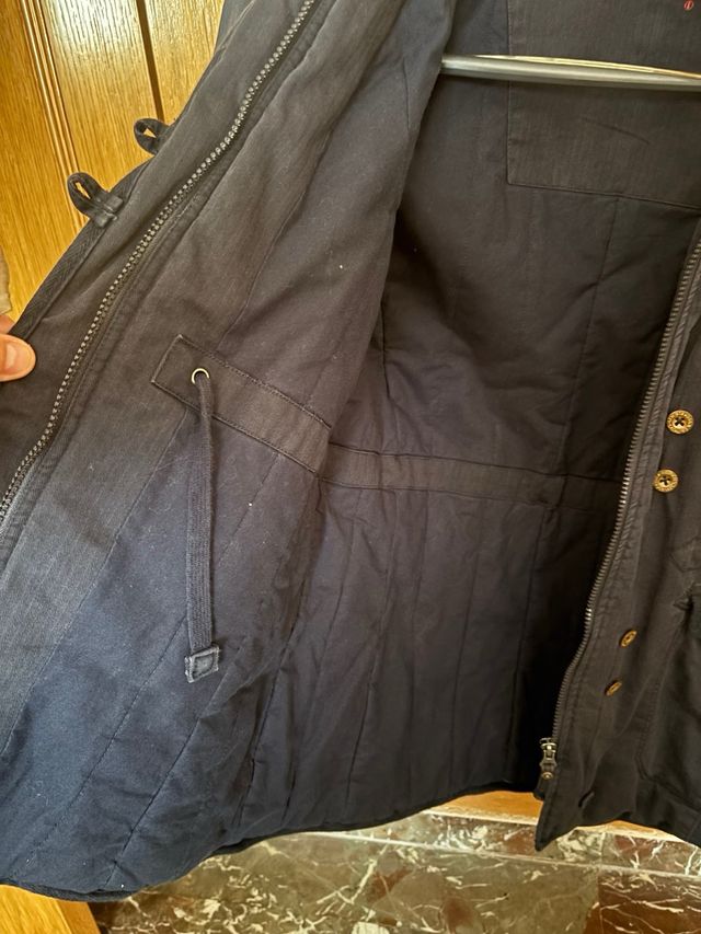 Abrigo Levi's (Levi Strauss & Co.) azul marino