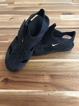 Sandalias Nike niño talla 35