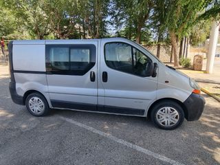 Renault Trafic Combi