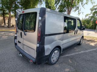 Renault Trafic Combi
