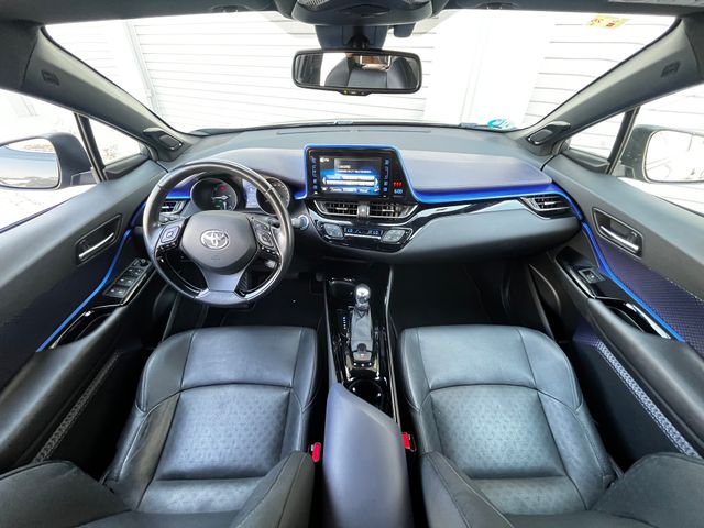 Toyota C-HR 1.8 STYLE PLUS 2017