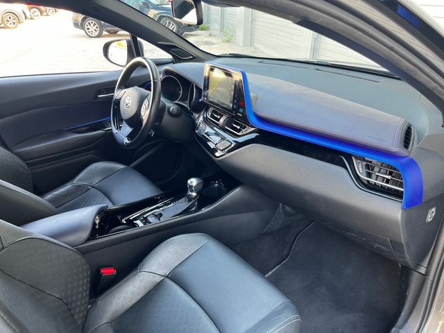 Toyota C-HR 1.8 STYLE PLUS 2017