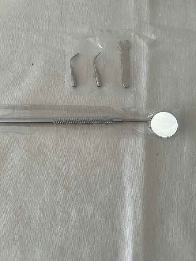 Nuri - Kit pulizia denti elettrico