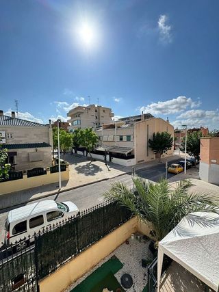 Casa adosada en alquiler en El Travaló - Martínez Valero en Elche
