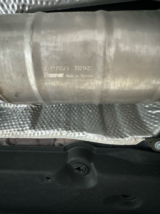 Down Pipe Akrapovic Yaris GR 