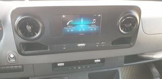 Mercedes Sprinter 516 LARGO  CON PUERTA ELEVADORA  3.5 T 