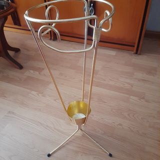 Paraguero vintage dorado