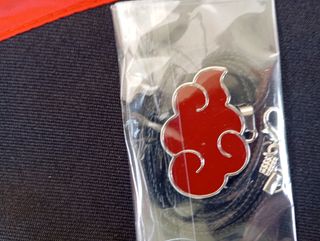 Disfraz Akatsuki - Capa, anillo, llavero y bandana