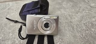 Canon PowerShot SD750 - Digitale