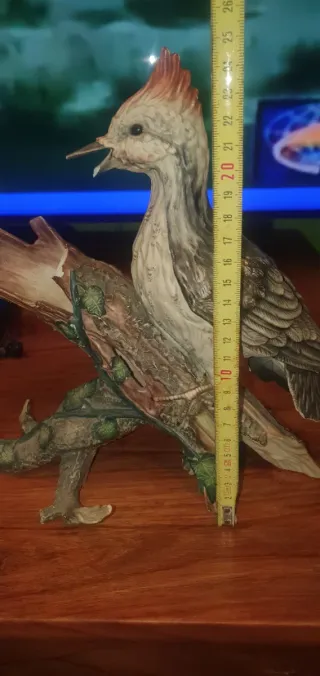 Pájaro carpintero resina