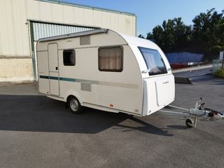 Caravana Adrià 400DK. 2022