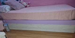 Cama juvenil - Blanca y morada