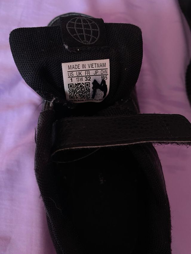 Zapatillas Adidas Tensaur Velcro talla 32 