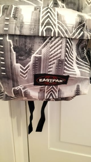 Zaino Eastpak grigio melange