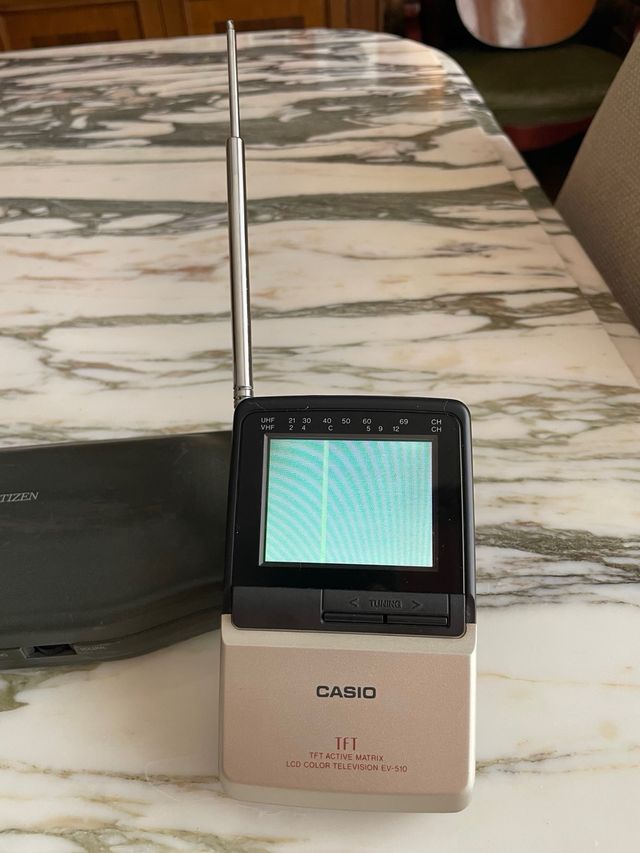 TV Portátil Citizen T530 - Radio