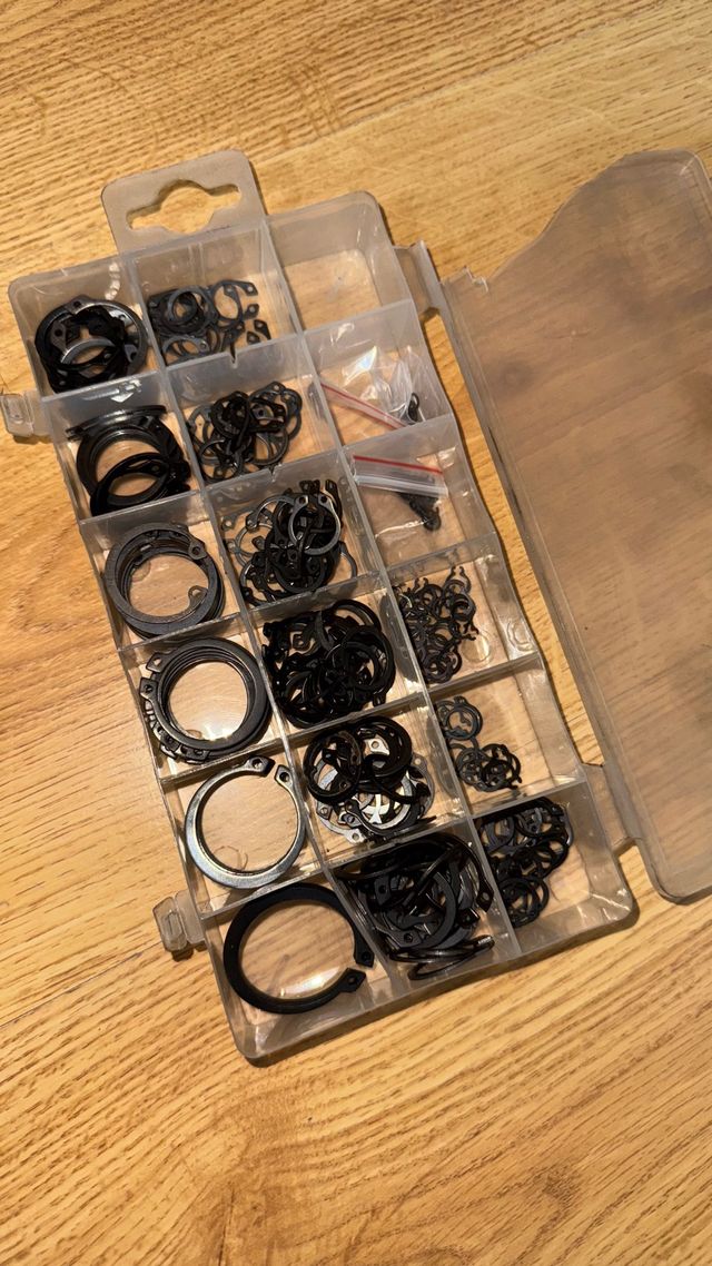 Kit arandelas clic y circlips